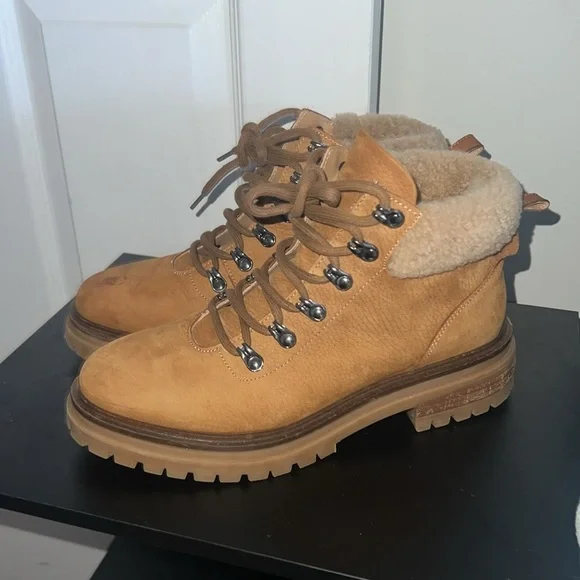 M Gemi Alpi Leather Booties Tan Women’s Size 40 - Picture 3 of 8